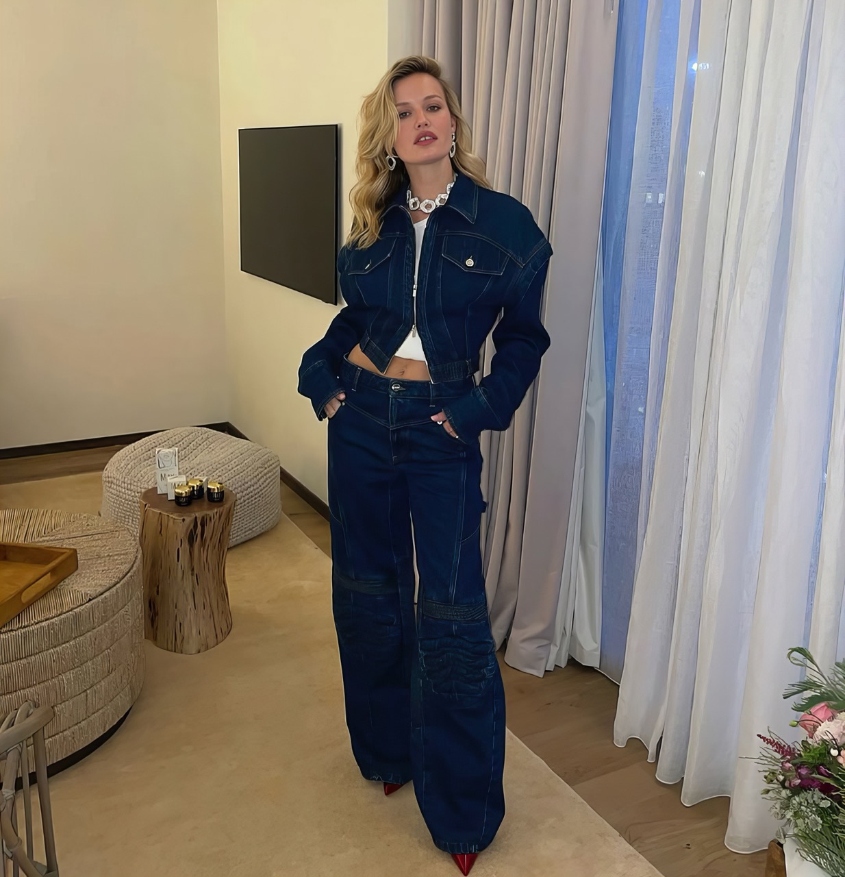 26-Georgia May Jagger_17272422286 Large