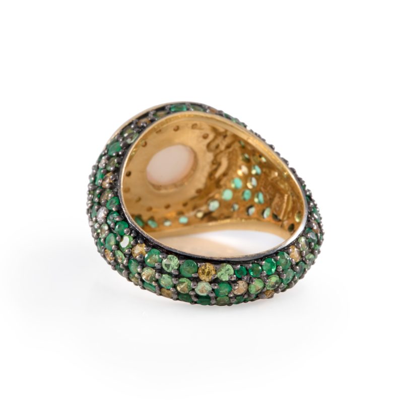 R49EW-Ibiza-Element-Emerald-Pinky-image-2.jpg