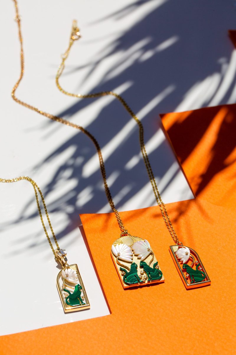 Al Hawa Half Pendant