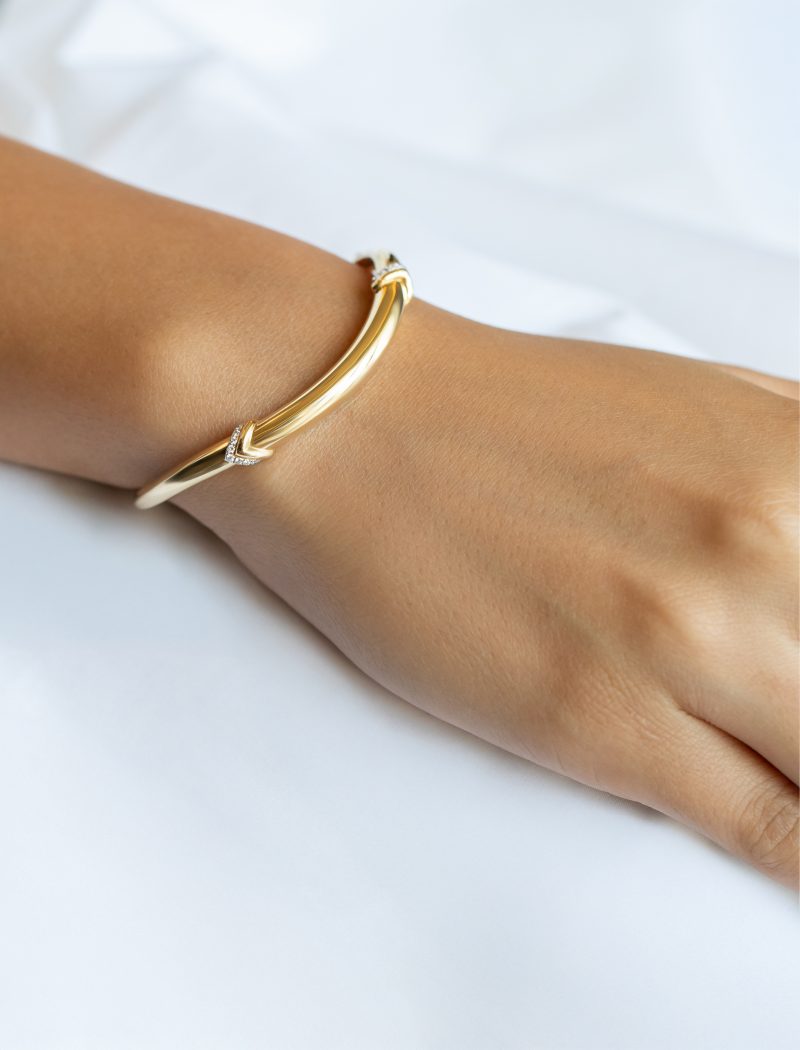 Boa Belly Gold Bangle