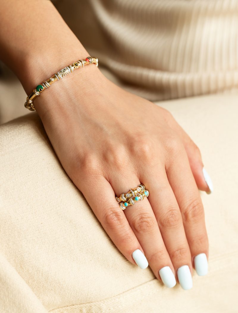 Milky Round Diamond Ring
