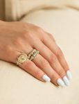 Milky Round Diamond Ring