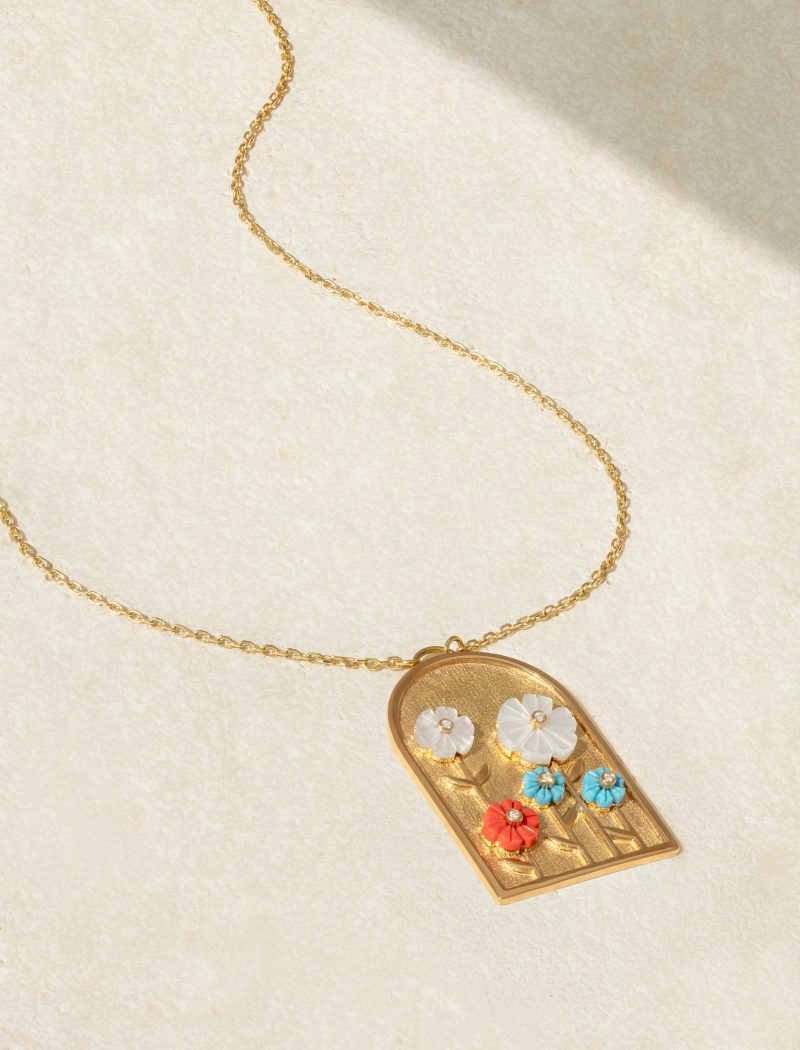 Bed of Roses Necklace