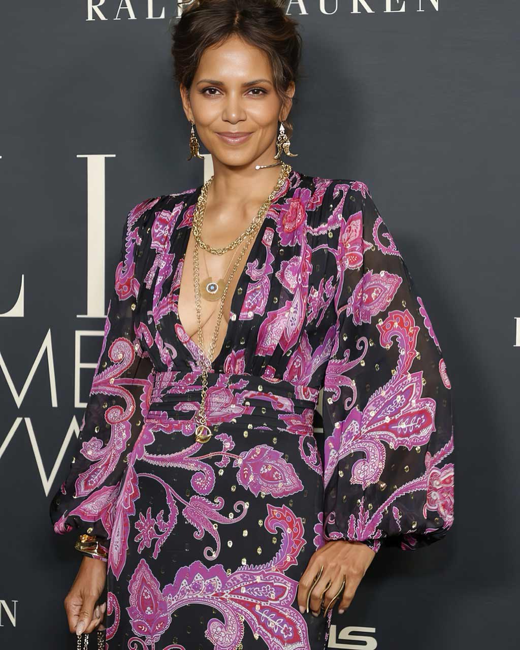 halle-wearing-latelier-nawbar